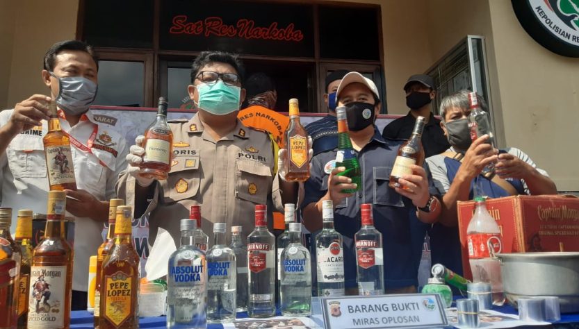 Alkohol Impor Yang Menurut Para Ahli Sering Dipalsukan